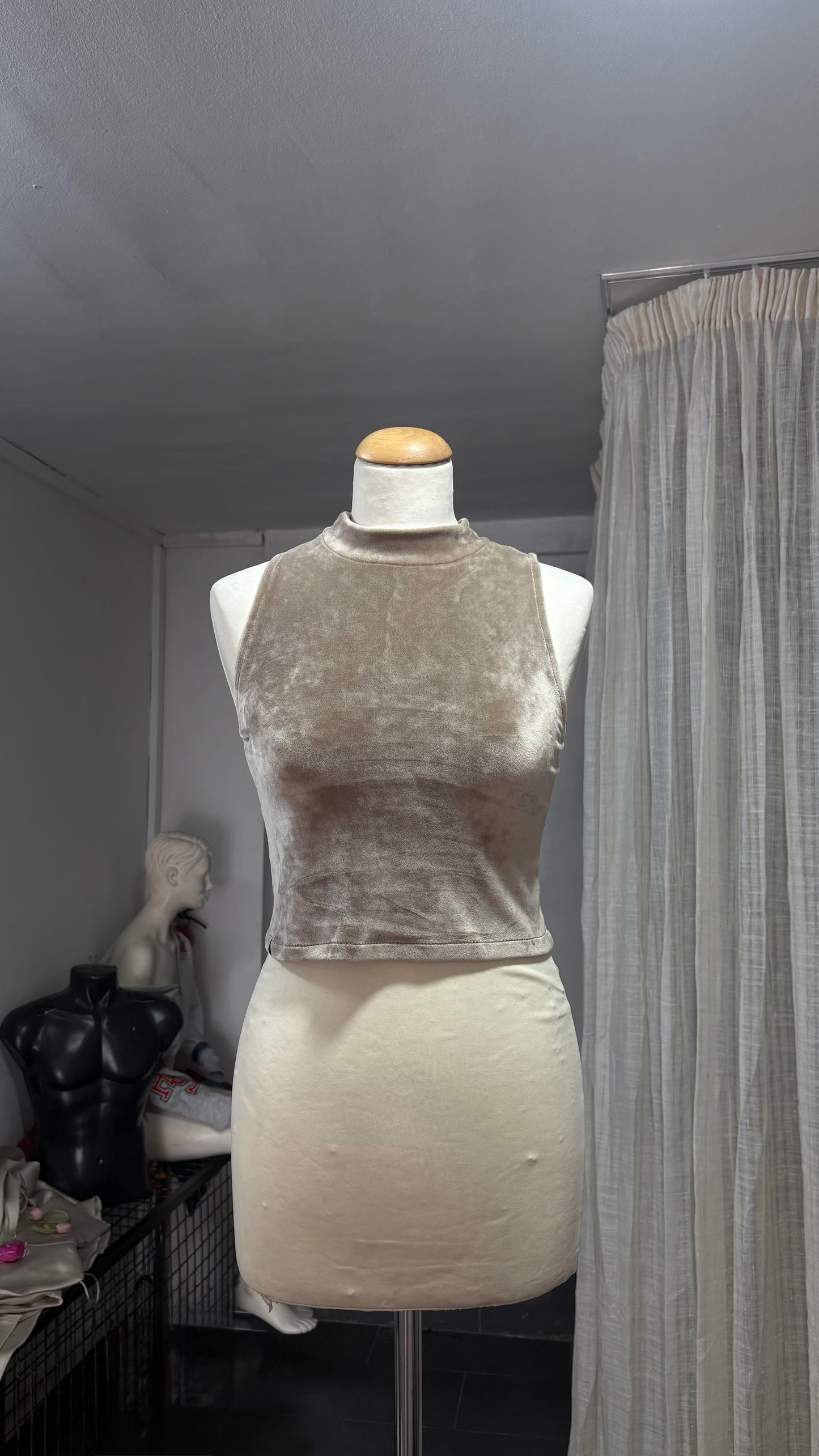 Sleeveless Polo Crop Top